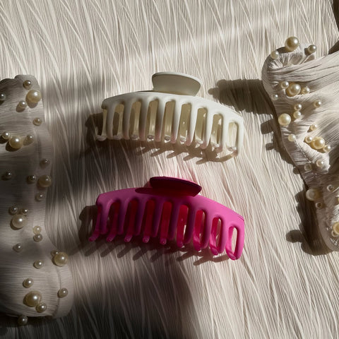 Matte Hair Claw