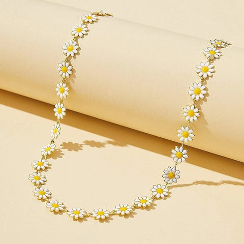 Daisy Necklace