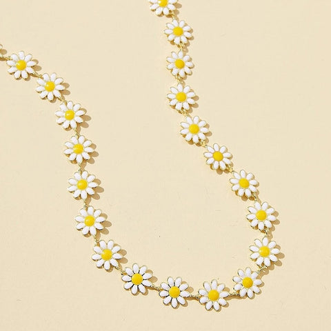 Daisy Necklace
