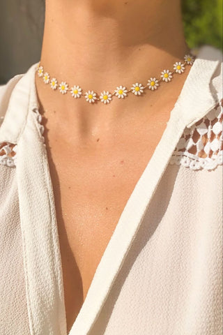 Daisy Necklace
