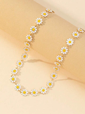 Daisy Necklace