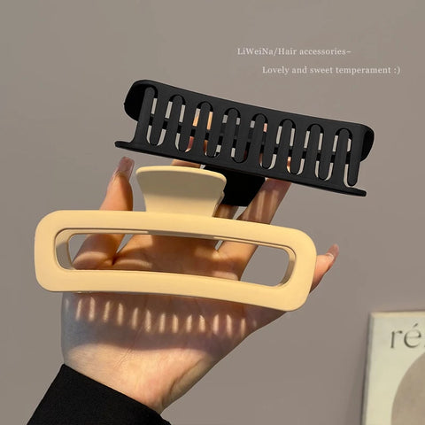 Oversized Hair Claw Clip