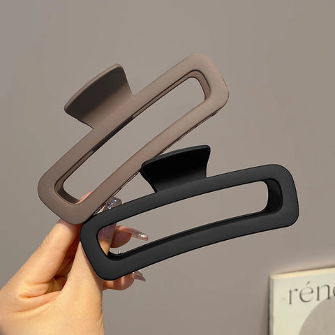 Oversized Hair Claw Clip