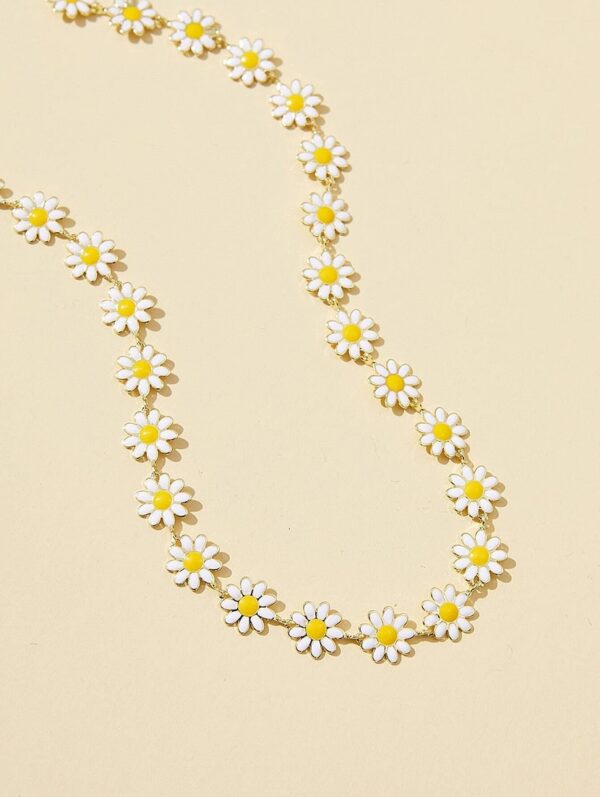 Daisy Necklace - Image 2